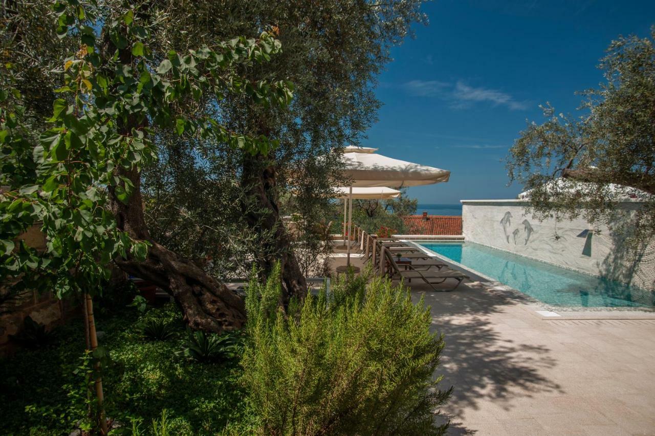 Villa Stevan Свети Стефан Екстериор снимка