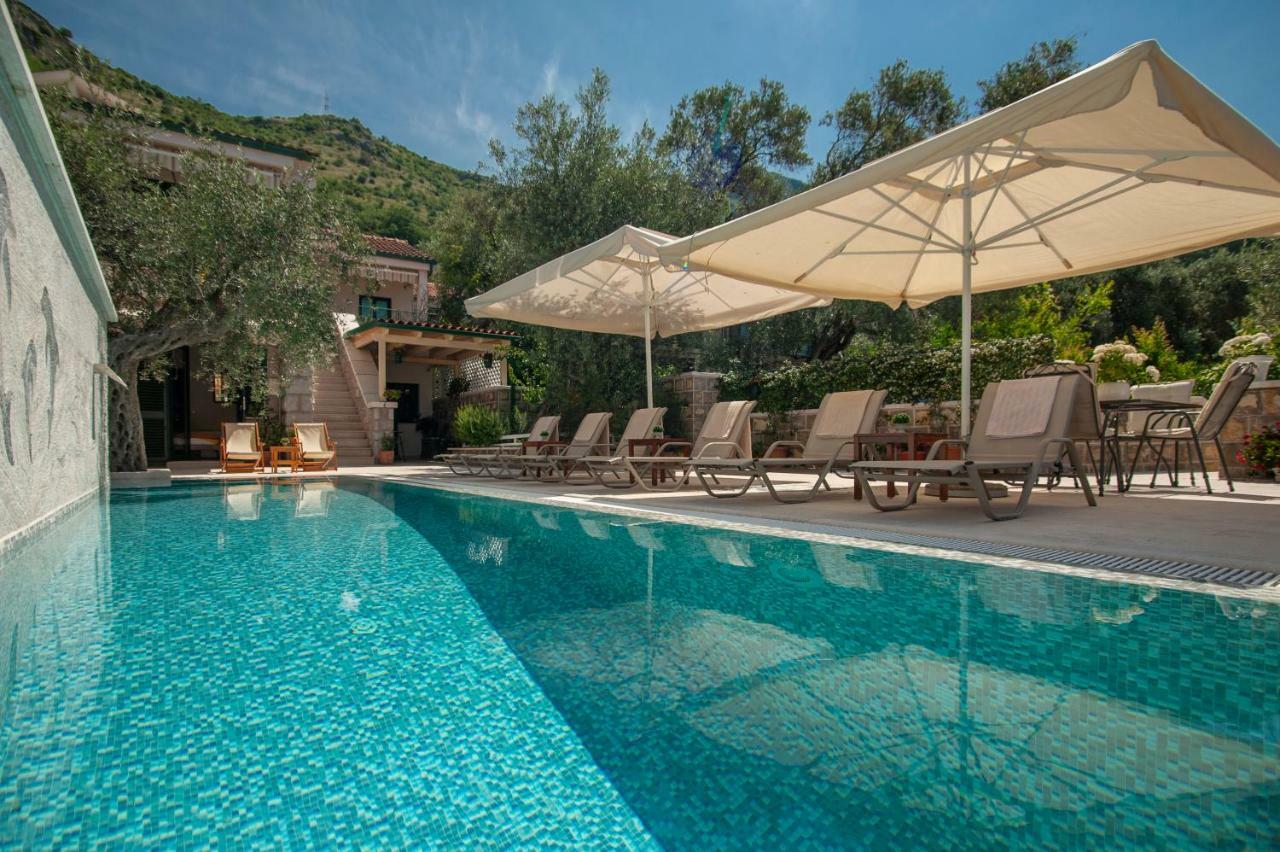Villa Stevan Свети Стефан Екстериор снимка