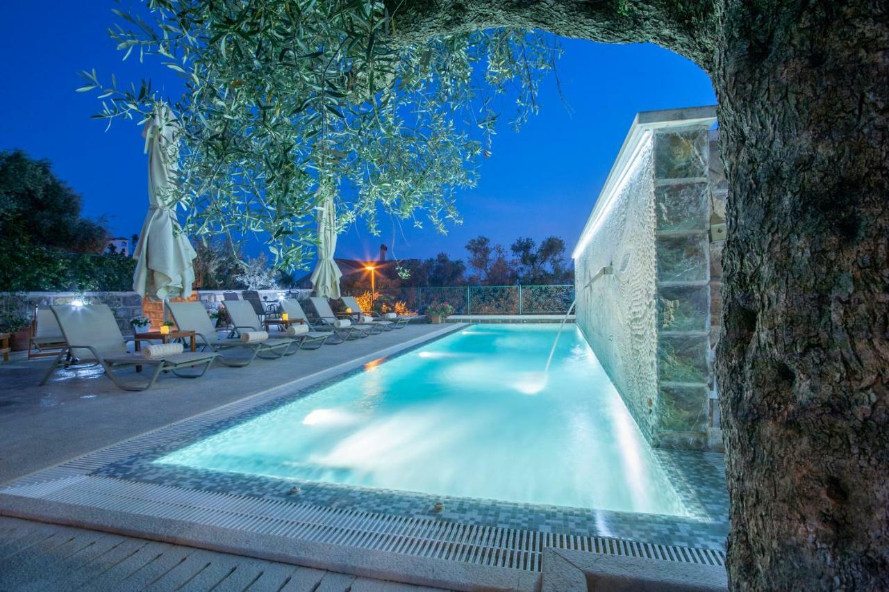 Villa Stevan Свети Стефан Екстериор снимка